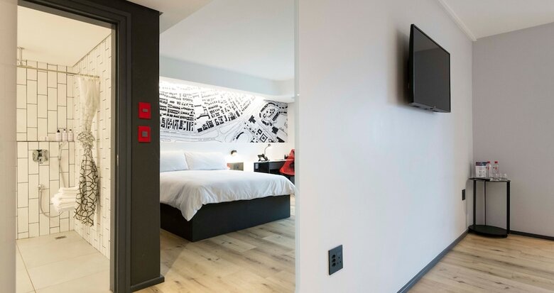 Anew Hotel Green Point
