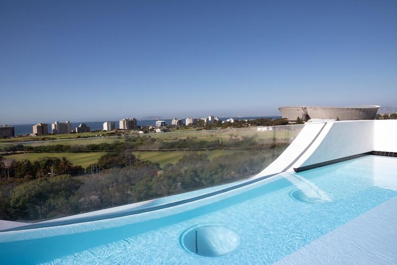 Anew Hotel Green Point