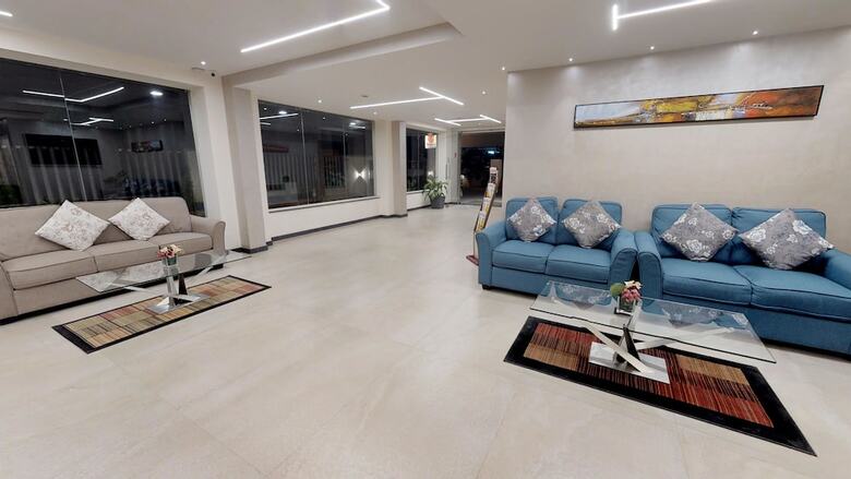 Hotel 37th Crescent Boutique Suites
