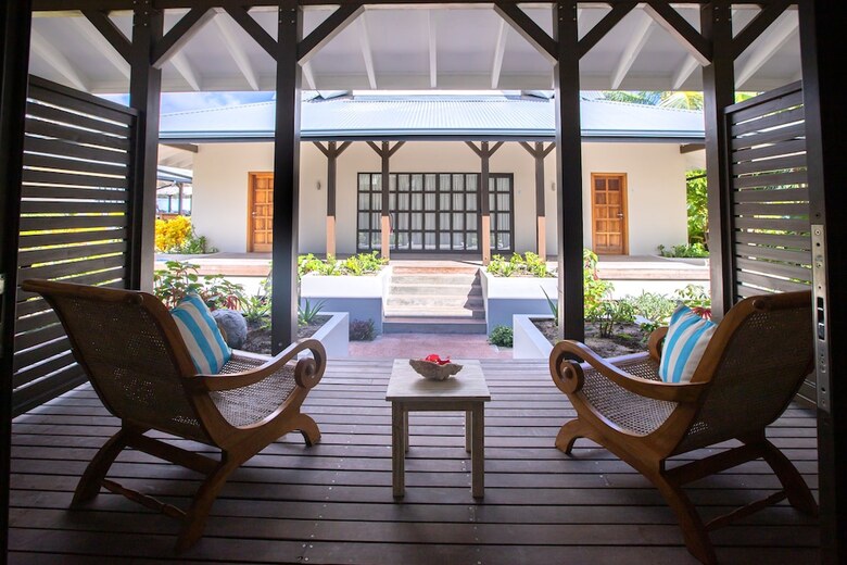 Le Nautique - Luxury Waterfront Hotel
