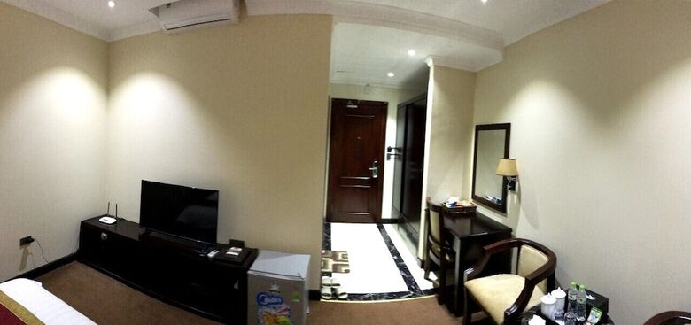 Apa Hotel
