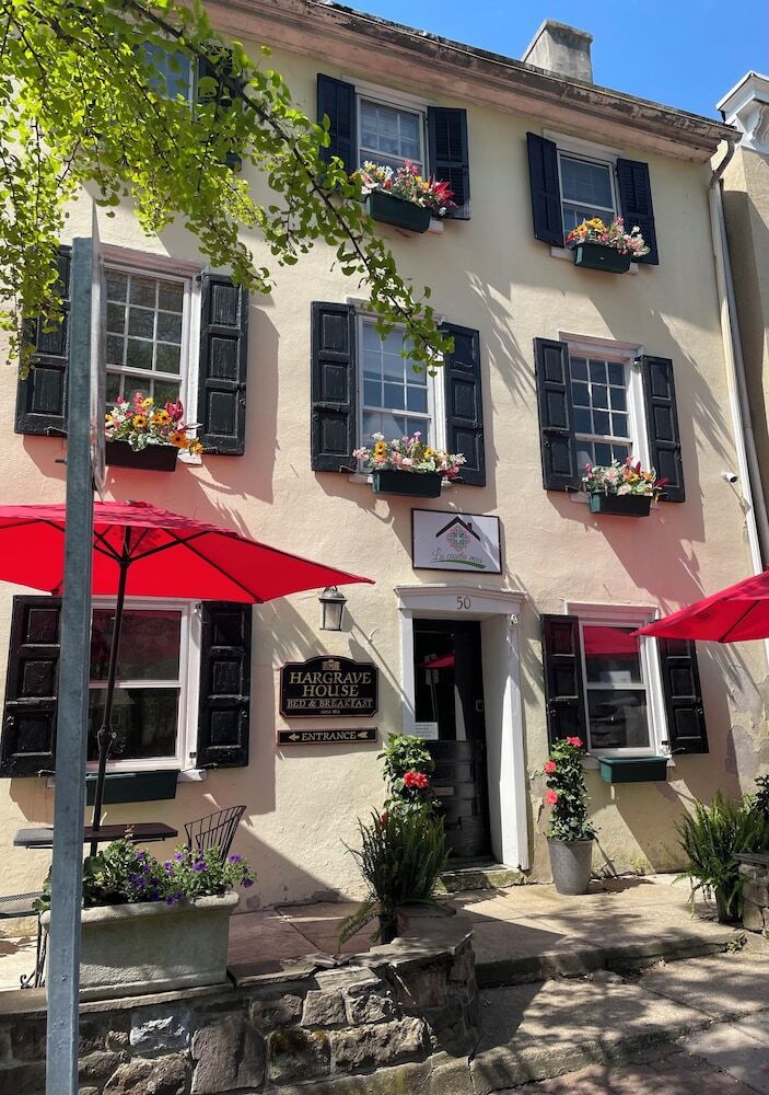Bed & Breakfast Hargrave House B & B