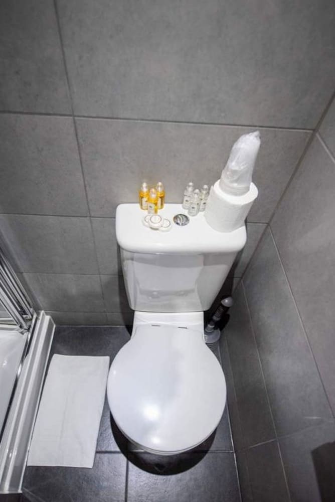 Garden Court Hotel