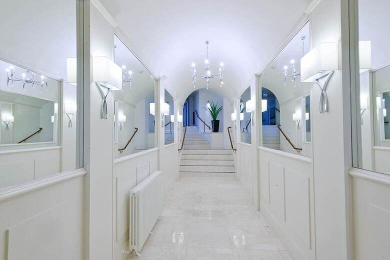 Rox Hotel Aberdeen By Compass Hospitality