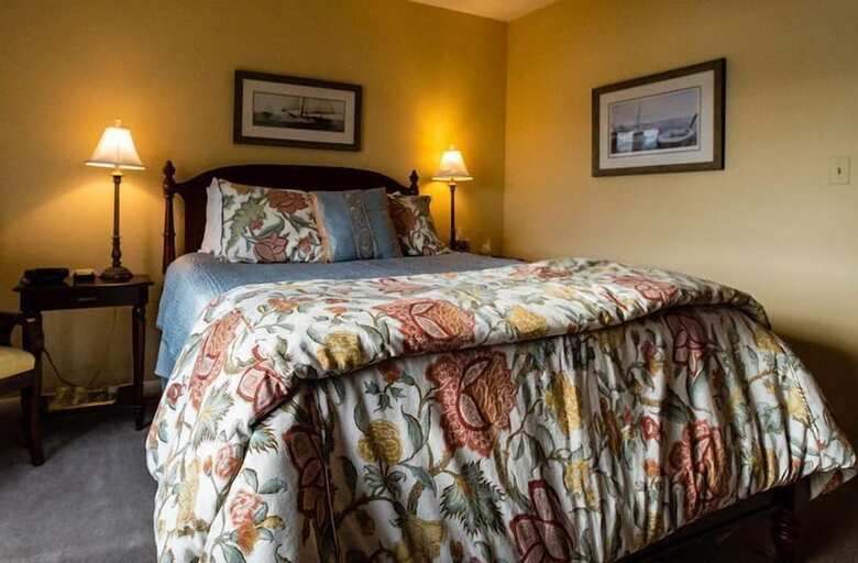 Bed & Breakfast Laurel Grove Inn On The South