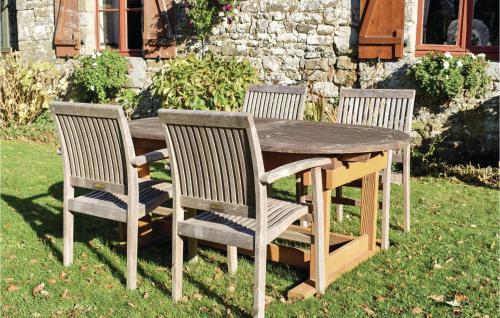 Holiday Home Maupertuis L-841