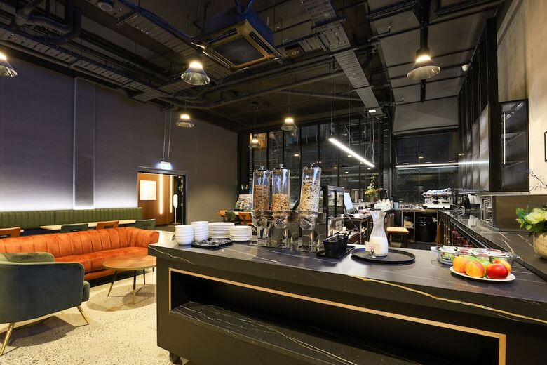 Hotel Microtel By Wyndham Wellington