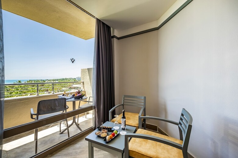 Vonresort Golden Coast - All Inclusive