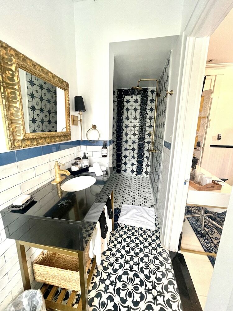 Prestige Collection Boutique Hotel