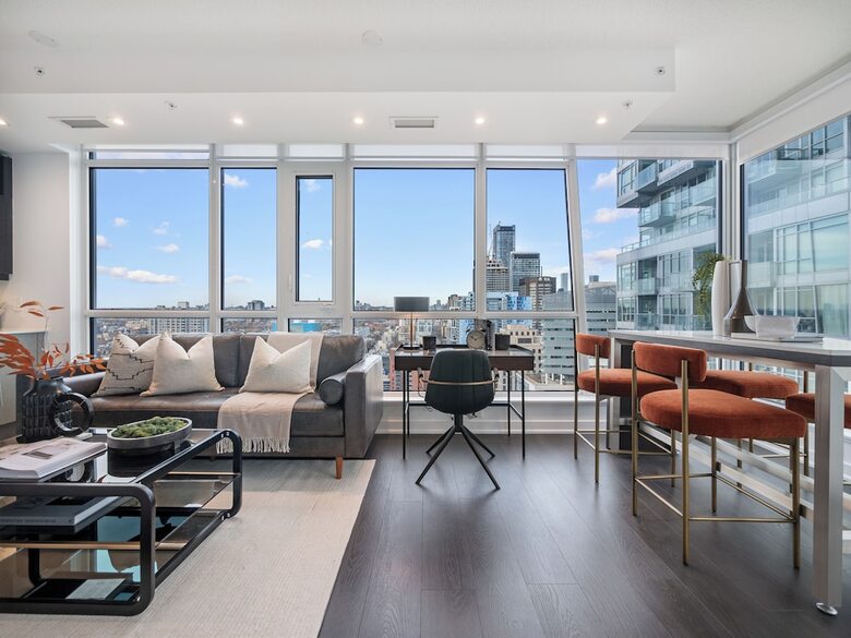 Hotel Stallion Suites - Entertainment District