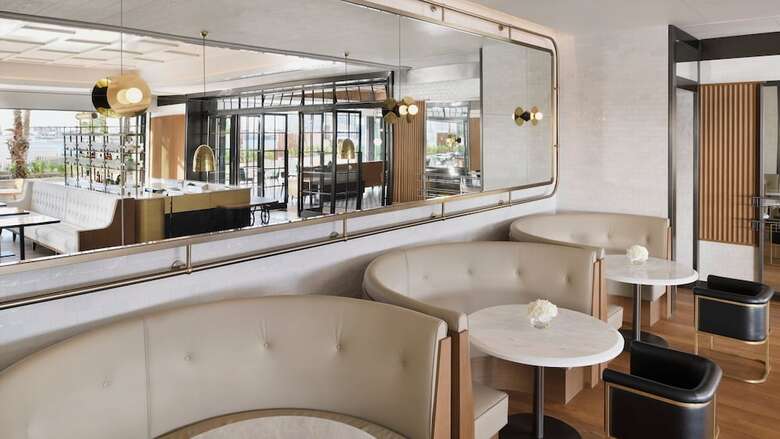 Hotel Intercontinental Residences Abu Dhabi By Ihg