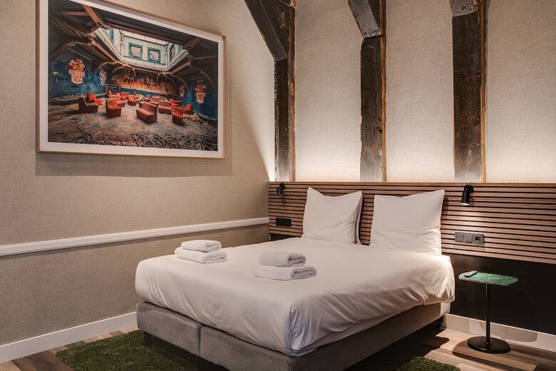Hotel The Sixteen
