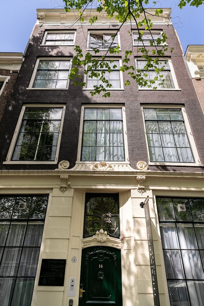 Hotel The Sixteen