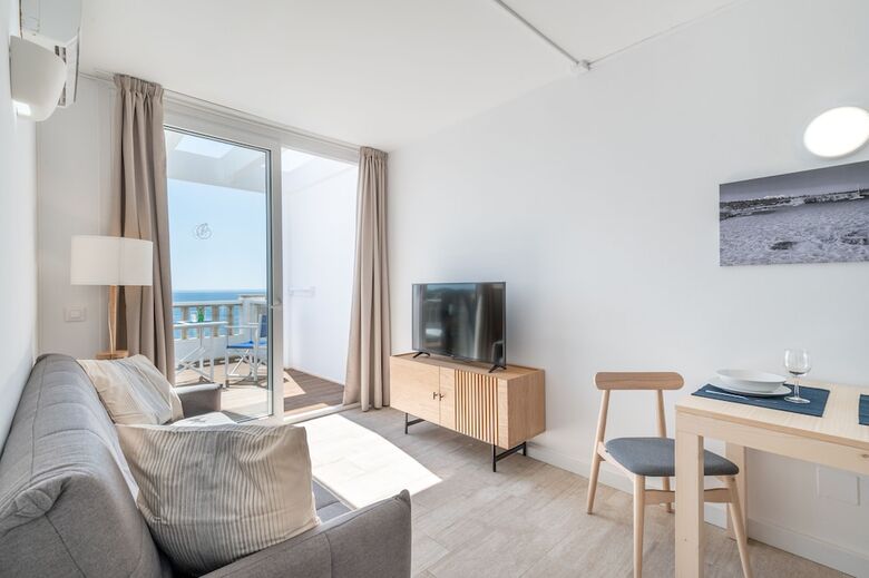 Aparthotel Orange Colom Seaside Apartments