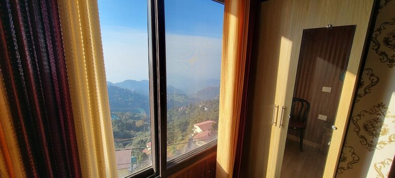 Hotel Casa Arhan Luxury Mussoorie Homestay