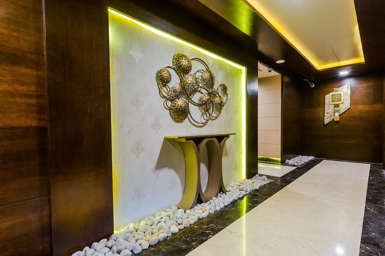 Hotel Bravia Eco - A Unit Of Satguru Group