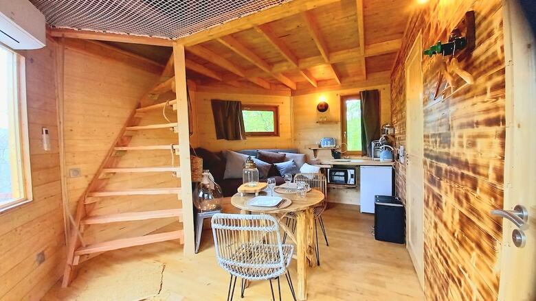 Les Cabanes Perch�es Du Mas Del Bosc