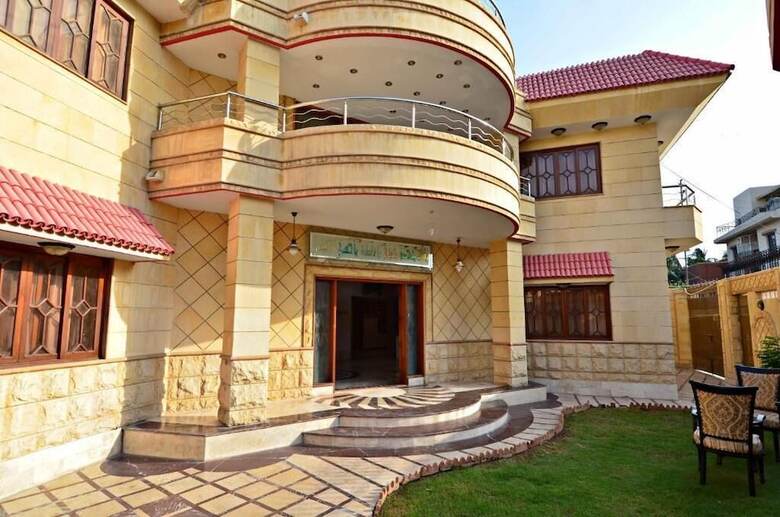 Hotel Blue Sky Karachi