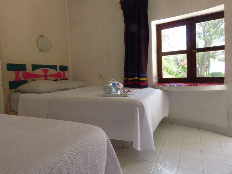 Acamaya Reef Cabanas - Caravan Park