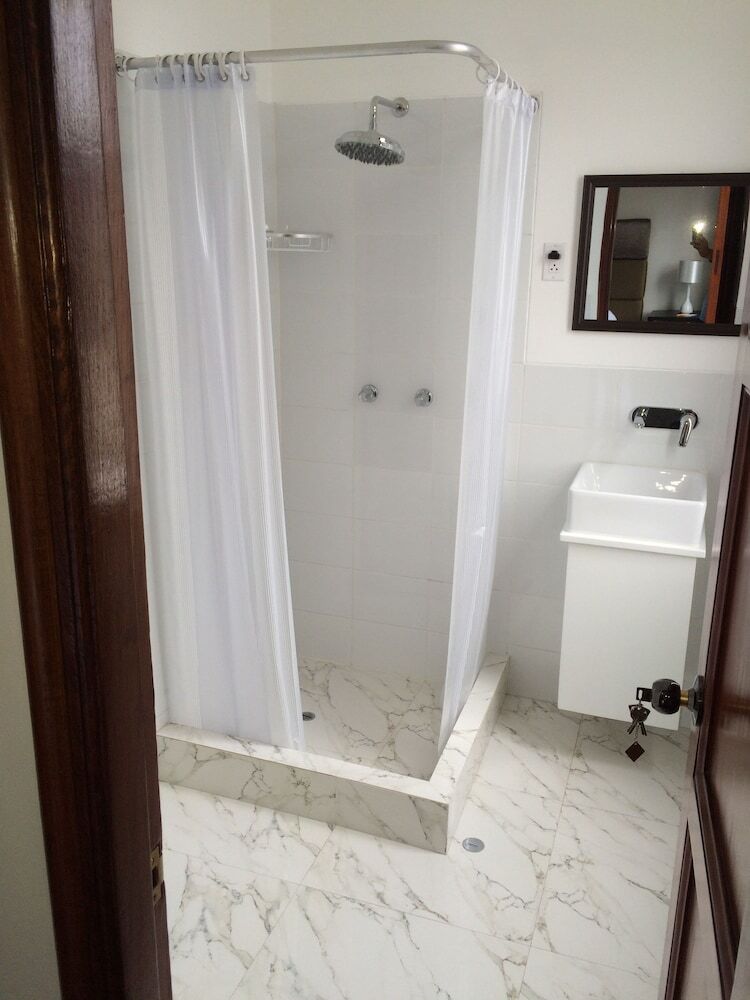 Larq'a Park Rooms