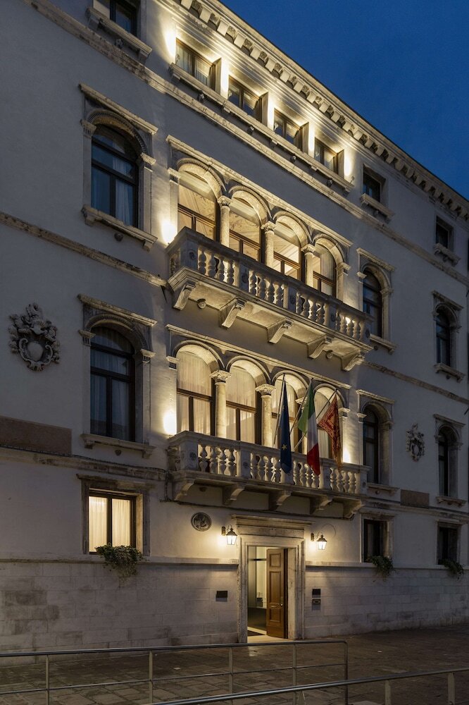 Radisson Collection Hotel, Palazzo Nani Venice