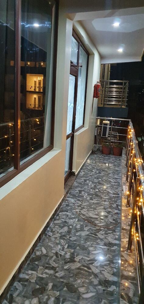 Delhi Homes By Lujo Hotels