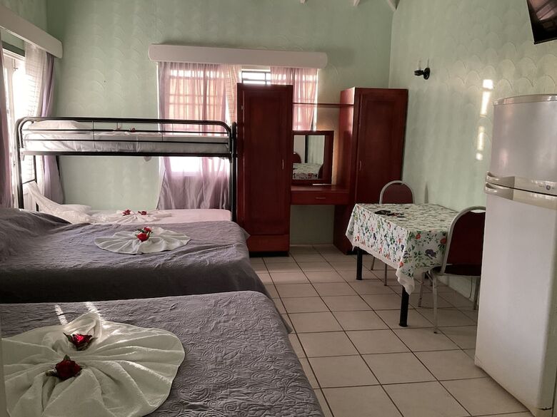 Hotel Stephanie's Apartments Ltd