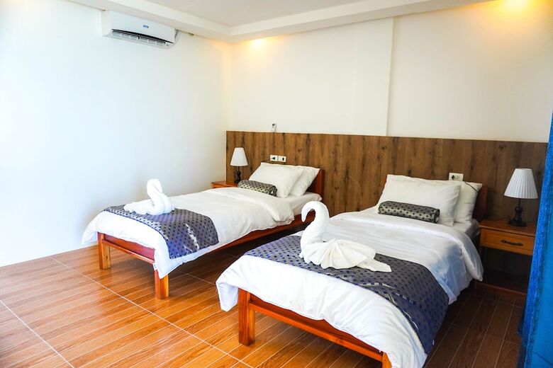 Hotel Little Mermaid Dive Resort By Cocotel