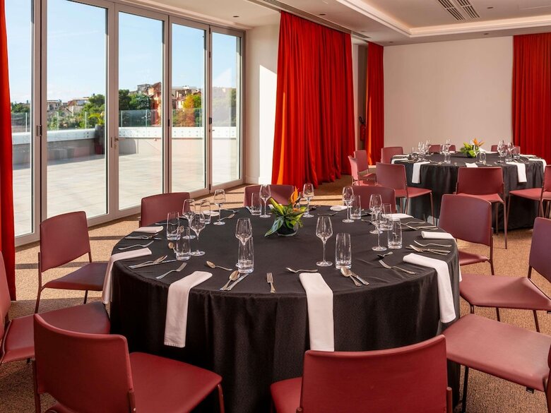 Hotel Novotel Convention And Spa