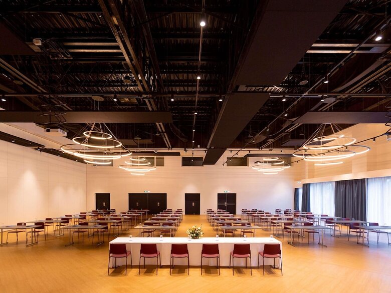 Hotel Novotel Convention And Spa