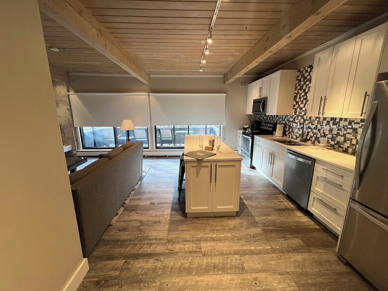 Aparthotel Aspen Square Condominium Hotel