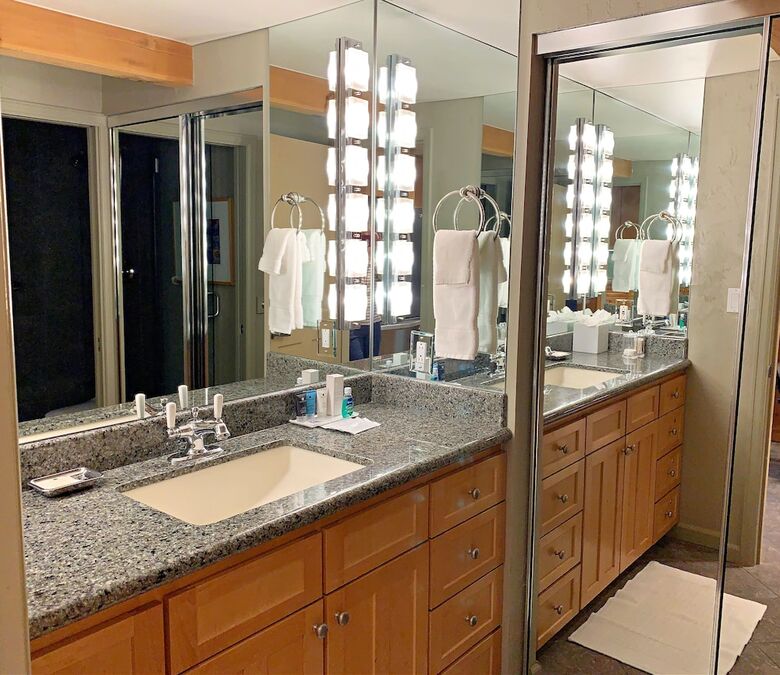 Aparthotel Aspen Square Condominium Hotel