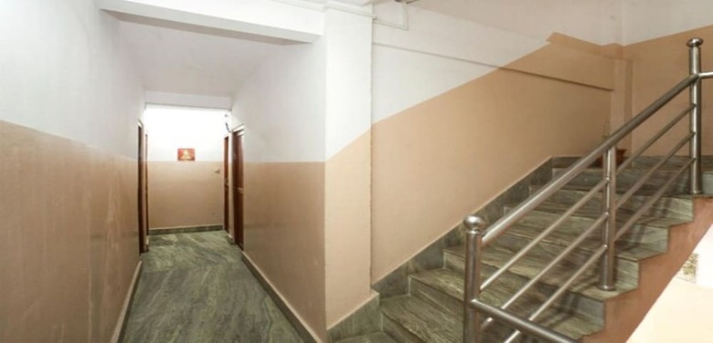 Merostay 261  Hotel Wall