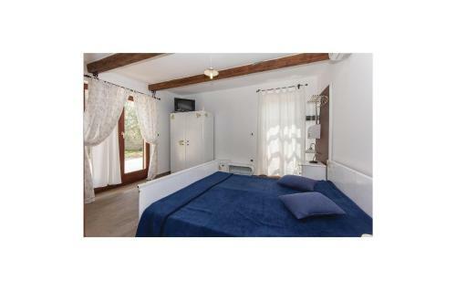 Holiday Home Galizana Fondole
