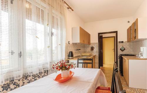 Apartment Galizana 1