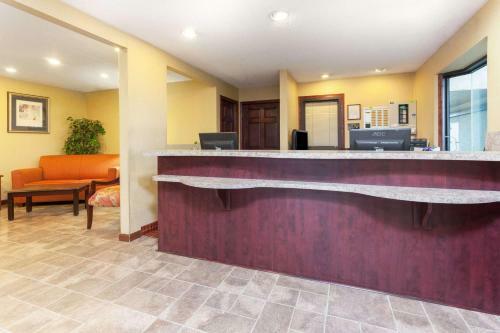 Motel Days Inn By Wyndham Maumee/toledo