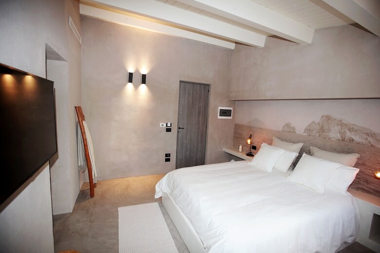 Casa Nostra Luxury Suites