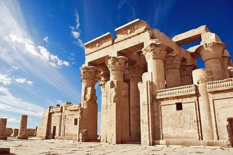 Hotel Luxor Nile Cruises