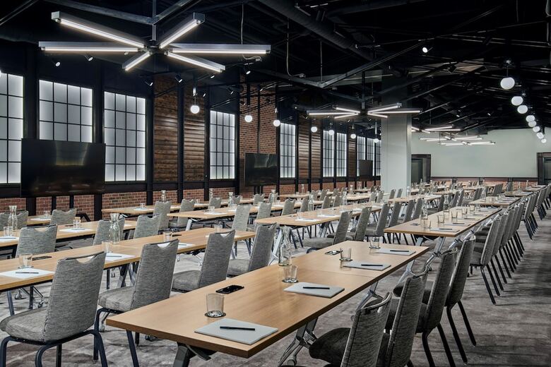 Hotel Moxy Downtown Los Angeles