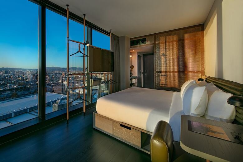 Hotel Moxy Downtown Los Angeles