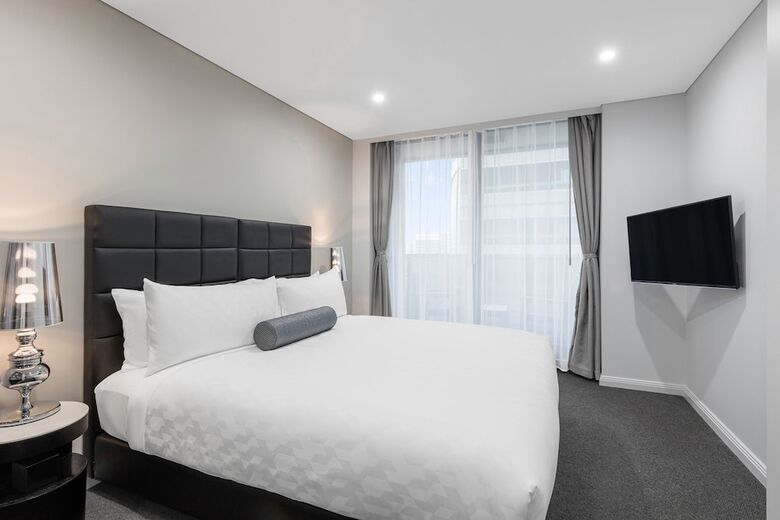 Aparthotel Meriton Suites North Sydney