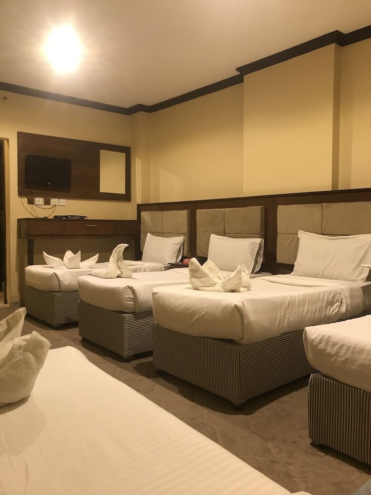 Nouran Hotel