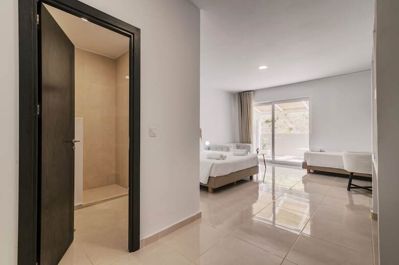 Hotel Bamboo Suites Adults Only