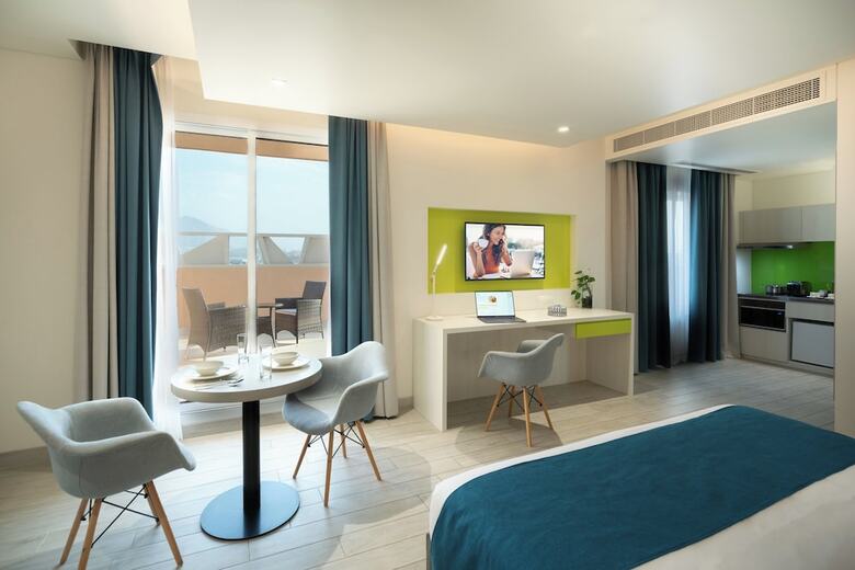 Hotel Citadines Al Ghubrah Muscat