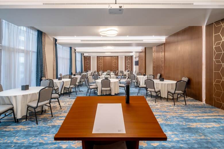 Hotel Citadines Al Ghubrah Muscat