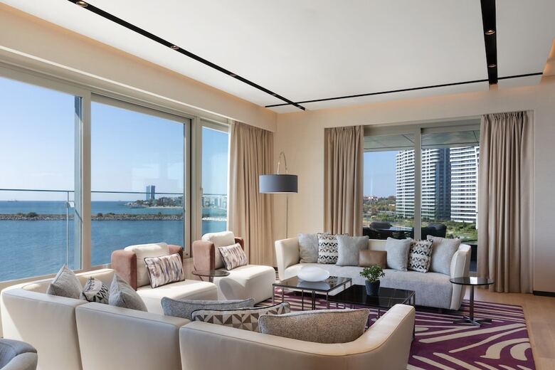 Jw Marriott Hotel Istanbul Marmara Sea