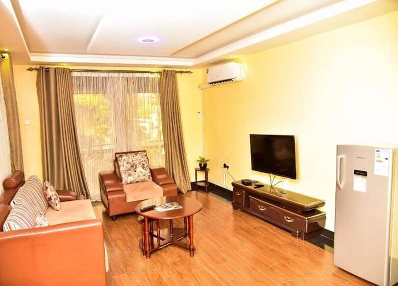 Aparthotel Four Vins Hotel & Apartments