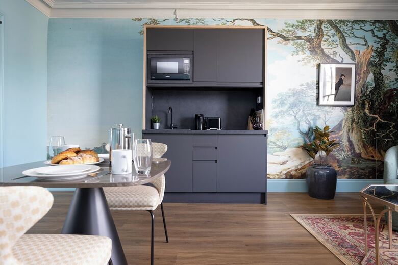 30 Castle Street Aparthotel