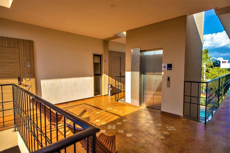 Hotel Plaza By Kavia