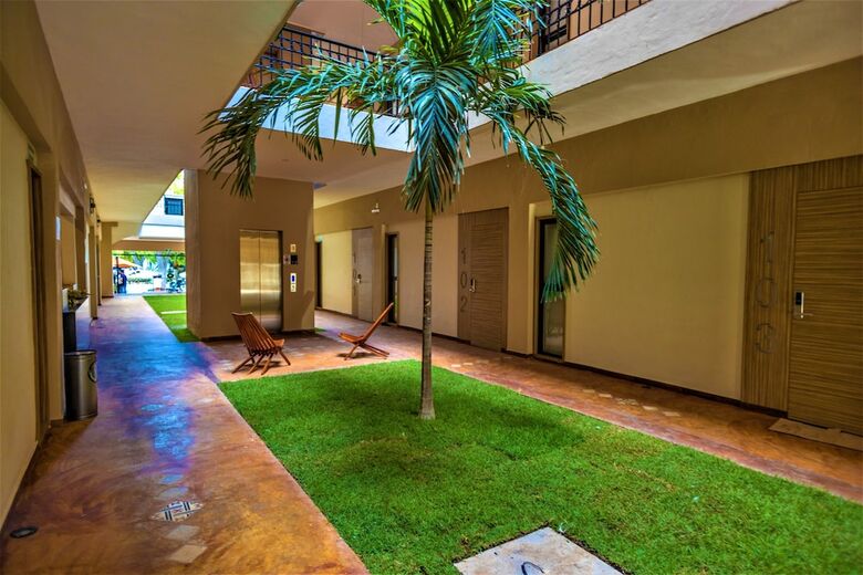 Hotel Plaza By Kavia